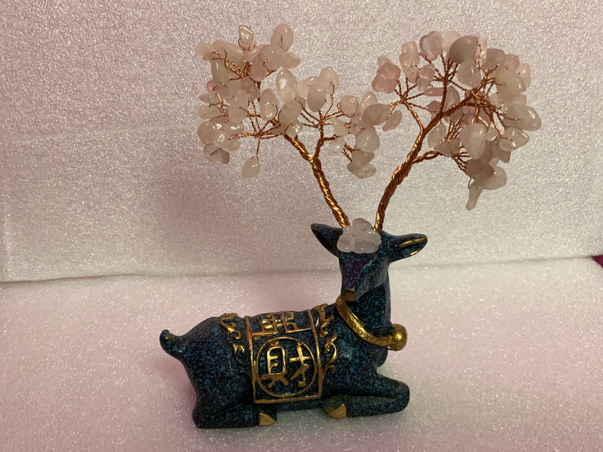 Sitting Deer Tree | Home Decor